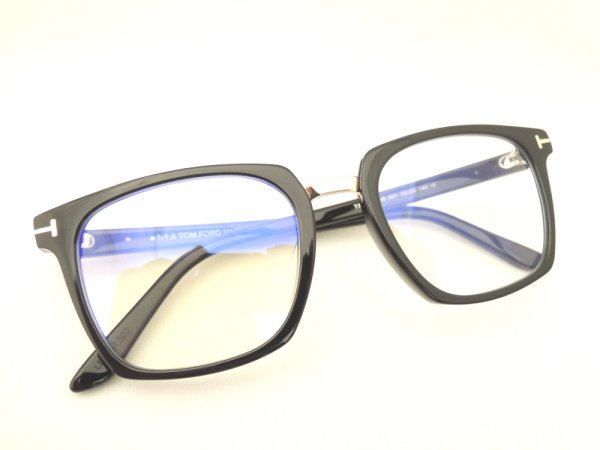 トムフォード TOM FORD メガネ TF5523-F-B 001 ブルーライトカットレンズ