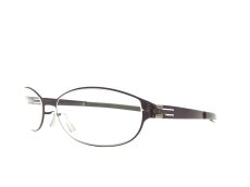 ic! berlin Isami K. col.teak 写真02