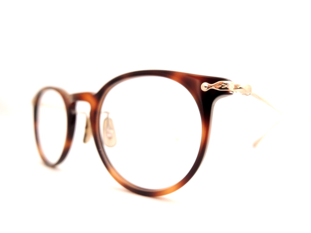OLIVER PEOPLES オリバーピープルズ