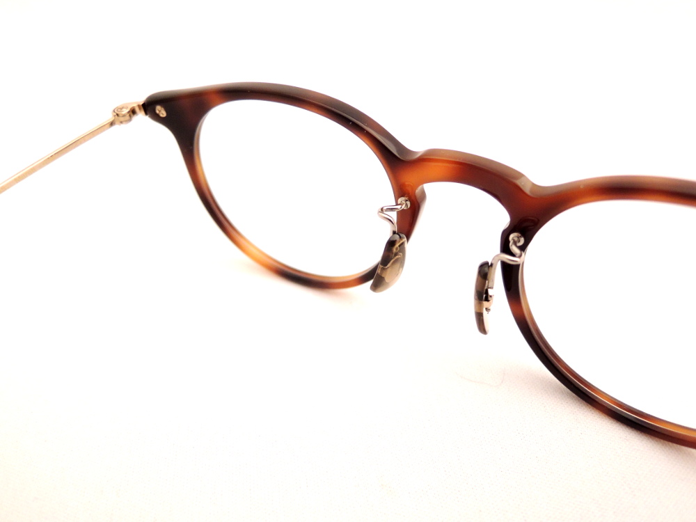 OLIVER PEOPLES オリバーピープルズ
