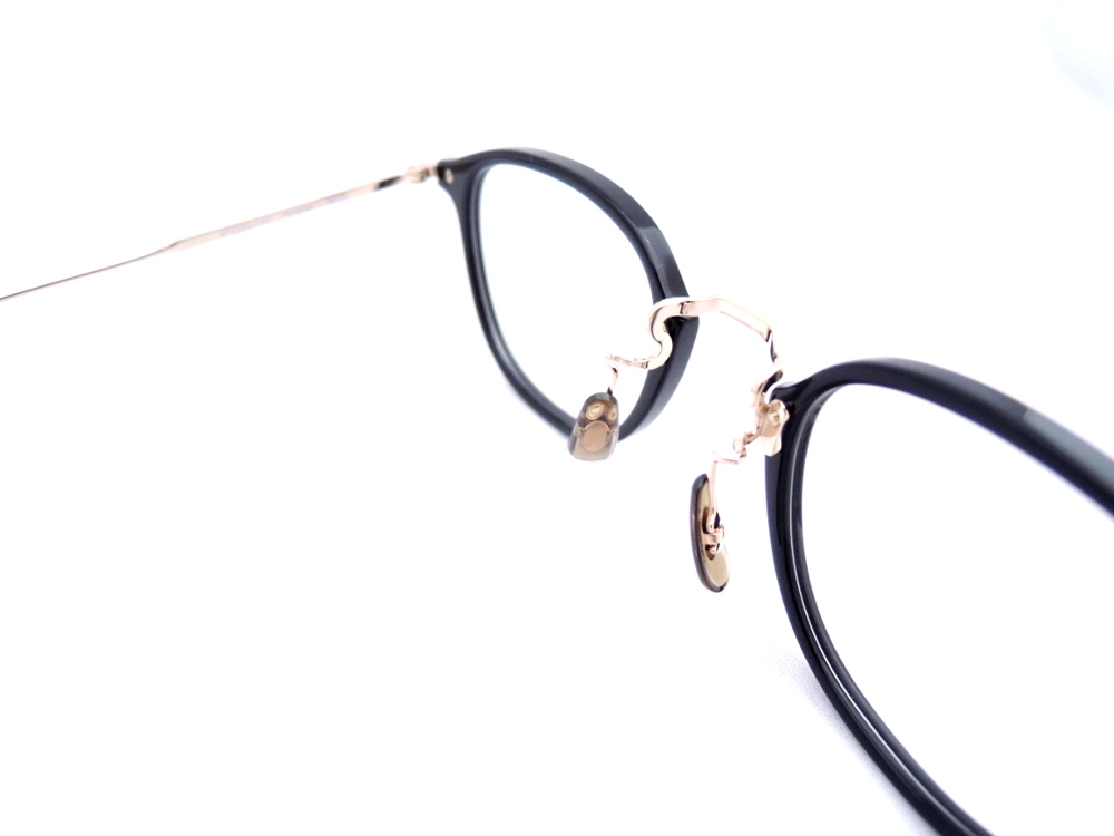 OLIVER PEOPLES オリバーピープルズ