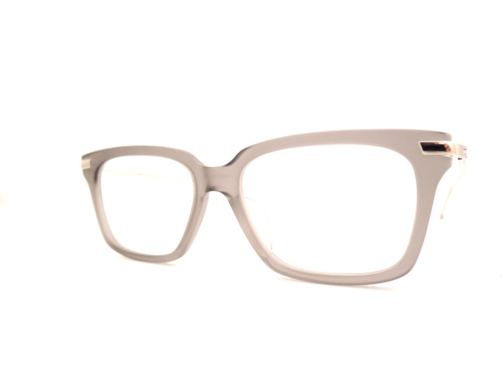 THOM BROWNE. トムブラウン