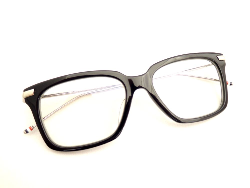 THOM BROWNE. トムブラウン