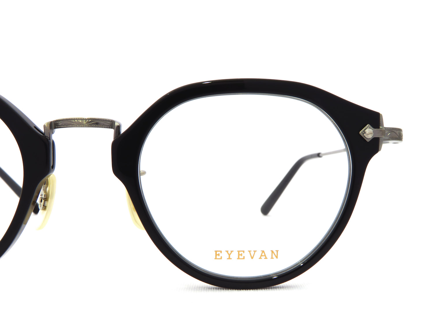 EYEVAN アイヴァン