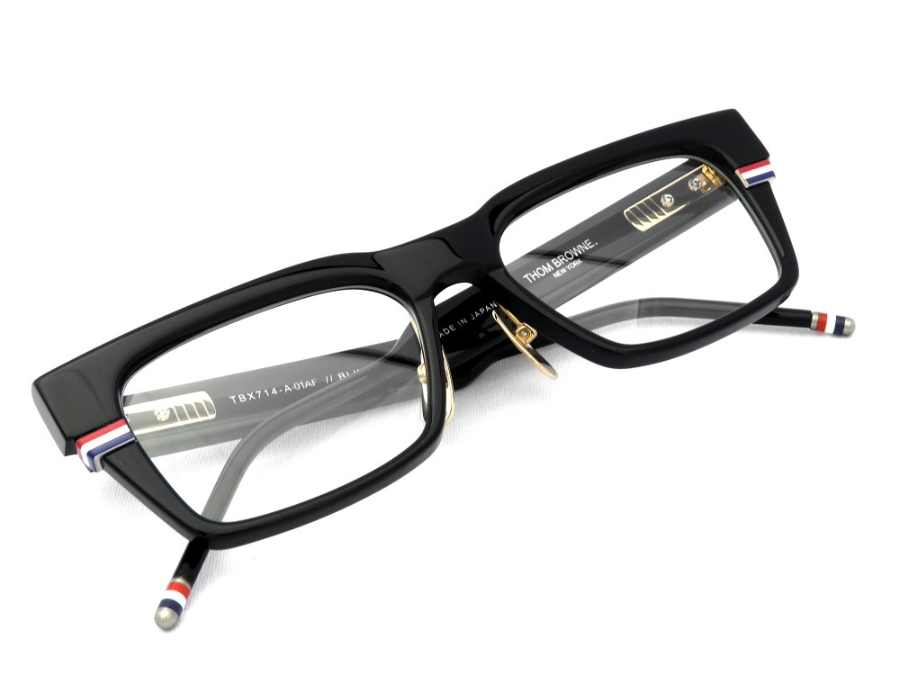 THOM BROWNE. トムブラウン