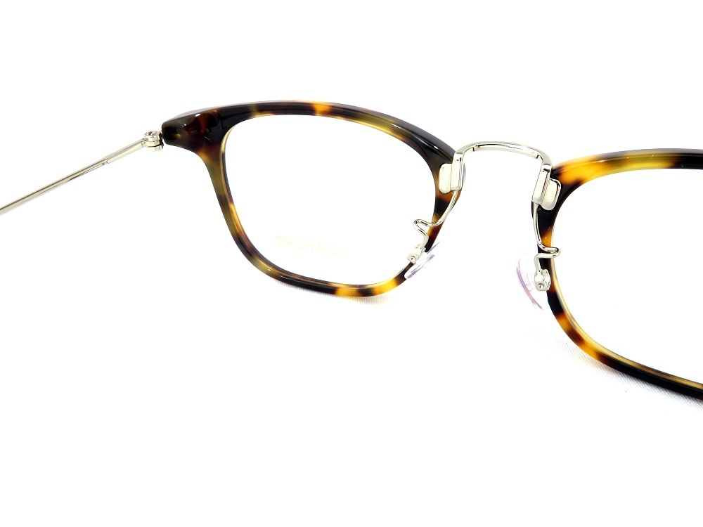 トムフォード TOM FORD メガネ TF5562-D 056